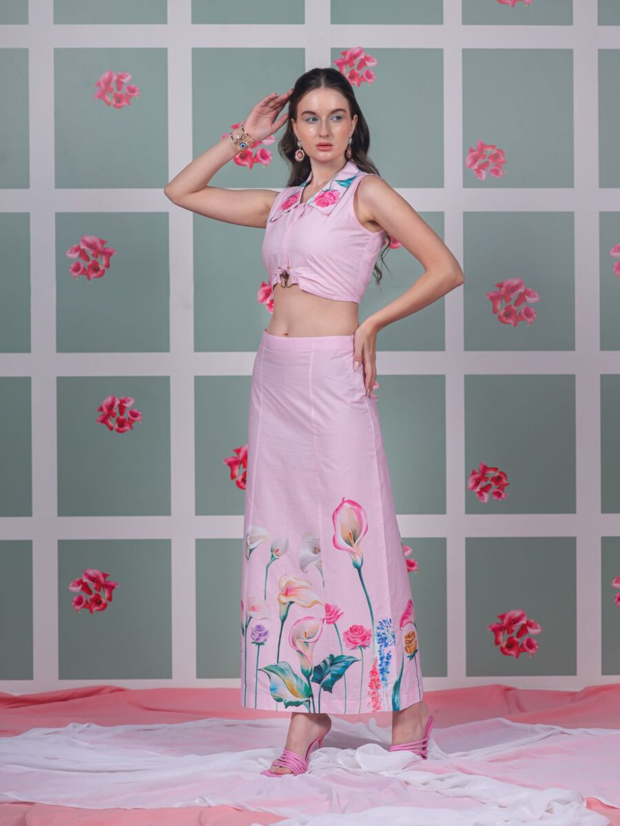 Elira Crop Top Paired With Straight Skirt - Image 2